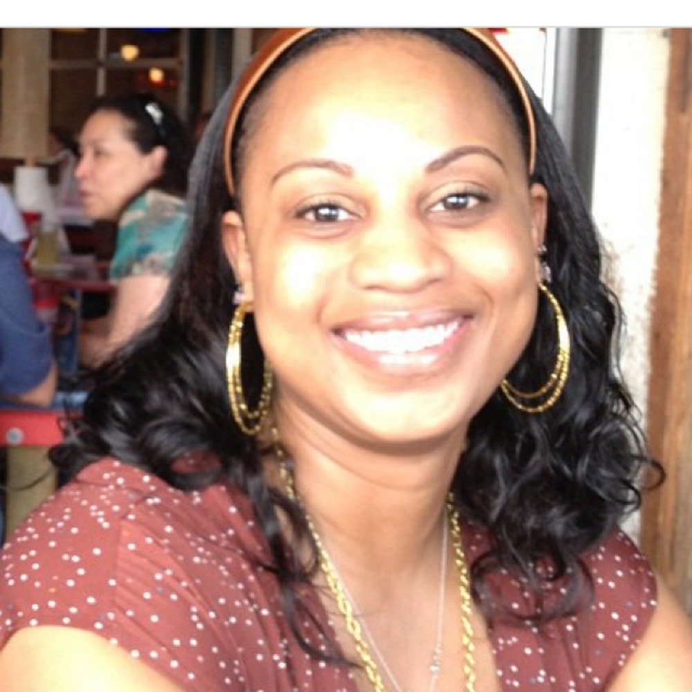 Meet your Posher, Valarie